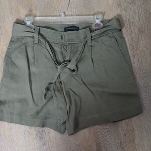 Banana Republic Green Cargo Shorts Relaxed Fit, 5" Inseam